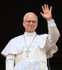 PAPA LEONE XIV: UN ANNO DI PACE �DISARMATA E DISARMANTE�
