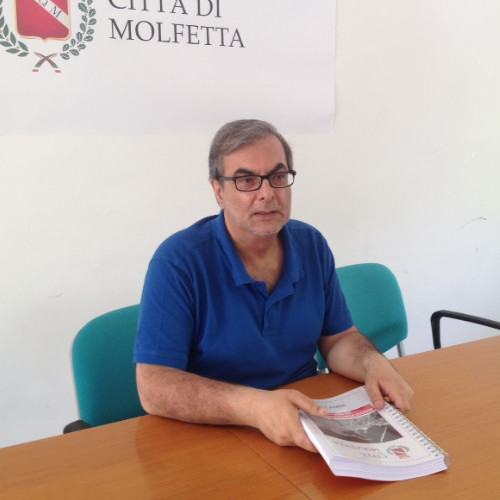 PROGETTI REALIZZATI SENZA CONFRONTO CON LA CITTA'.
MA QUALCUNO PENSA DI GESTIRE UN CONDOMINIO?