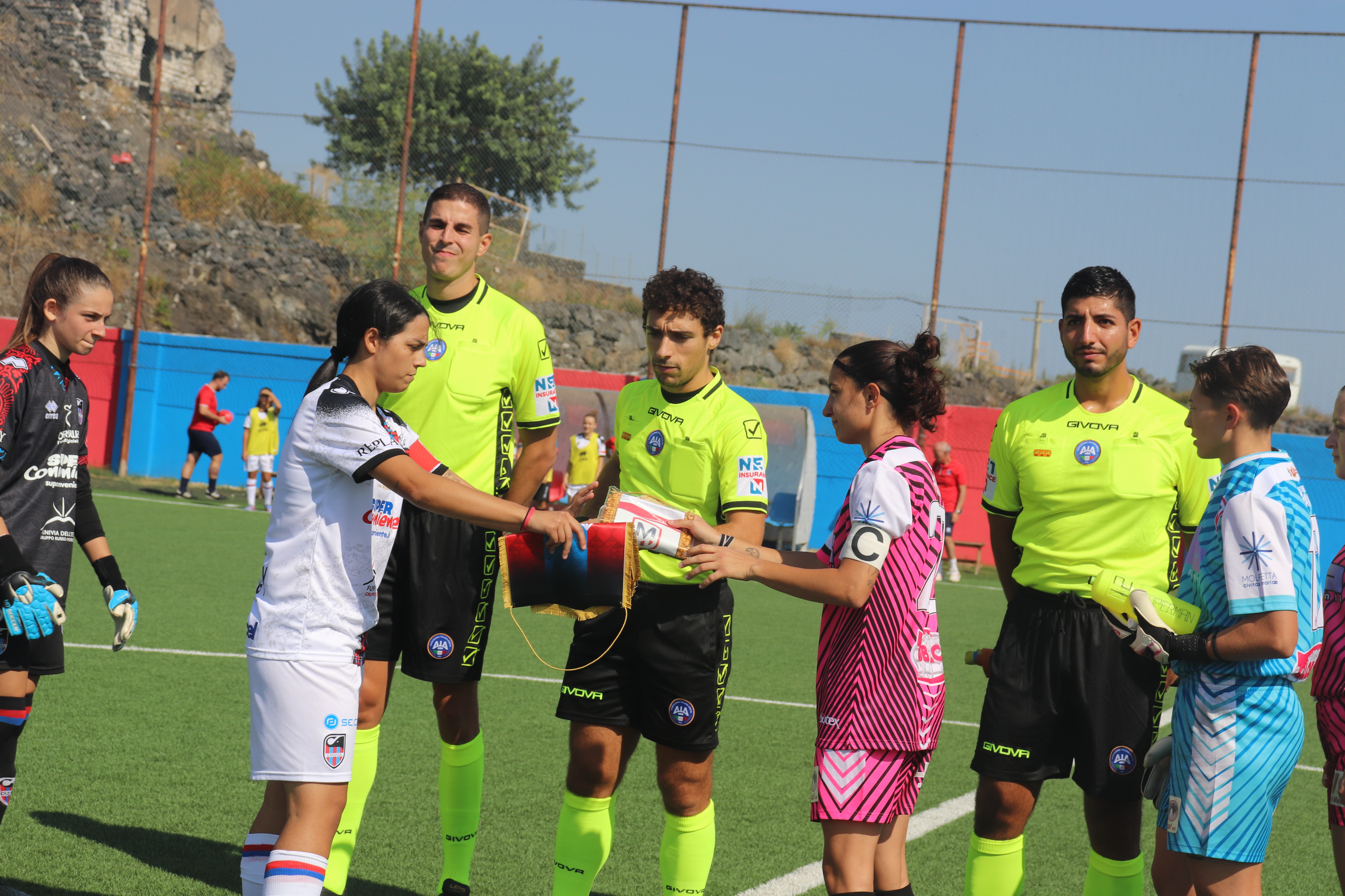 MOLFETTA CALCIO FEMMINILE: BUONA LA PRIMA