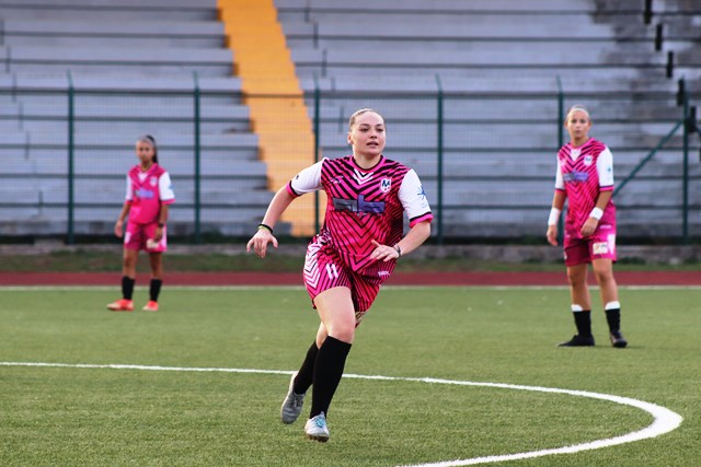 MOLFETTA CALCIO FEMMINILE: NELLA SFIDA CONTRO IL CROTONE BISOGNA TORNARE A FARE PUNTI PER SCALARE LA CLASSIFICA