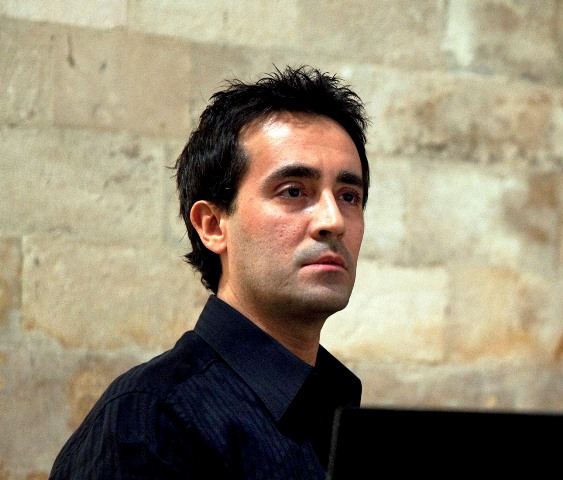 LA FONDAZIONE MUSICALE VINCENZO MARIA VALENTE HA UN NUOVO DIRETTORE ARTISTICO. SI TRATTA DEL MAESTRO PIETRO LAERA