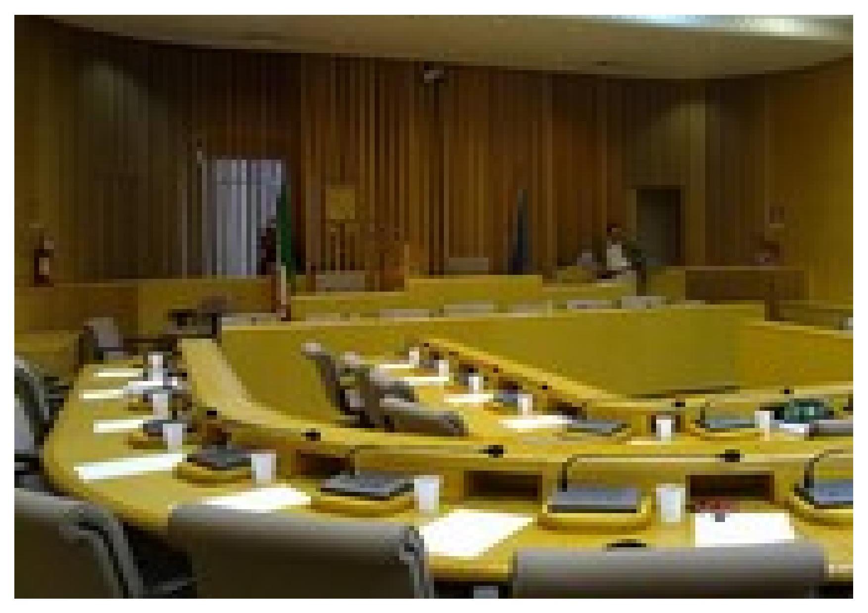 DUE MESI DI FERIE PER IL CONSIGLIO COMUNALE DI MOLFETTA CHE NON HA NULLA DA DISCUTERE O APPROVARE?