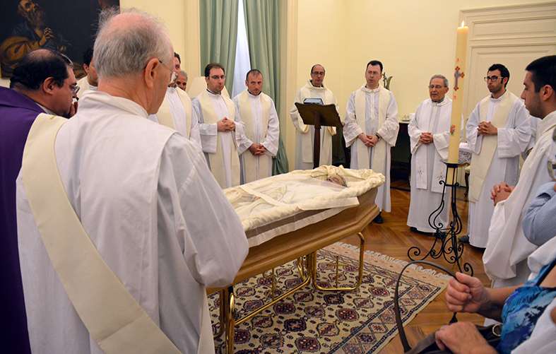 IERI MATTINA, 9 LUGLIO, LA TUMULAZIONE DELLA SALMA DI MONS. MARTELLA