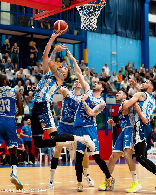 DOMENICA 19 MAGGIO GARA 1 DI SEMIFINALE PLAYOFF TRA CAPO DORLANDO E DAI OPTICAL VIRTUS BASKET MOLFETTA