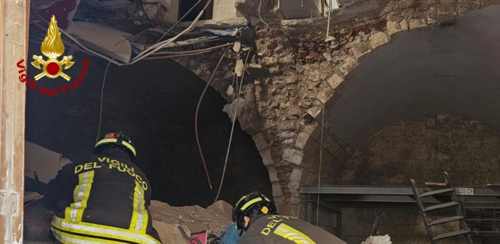 AIUTI ALLE FAMIGLIE DEL CROLLO DI VIA D'AZEGLIO E COSTITUIZIONE DI PARTE CIVILE