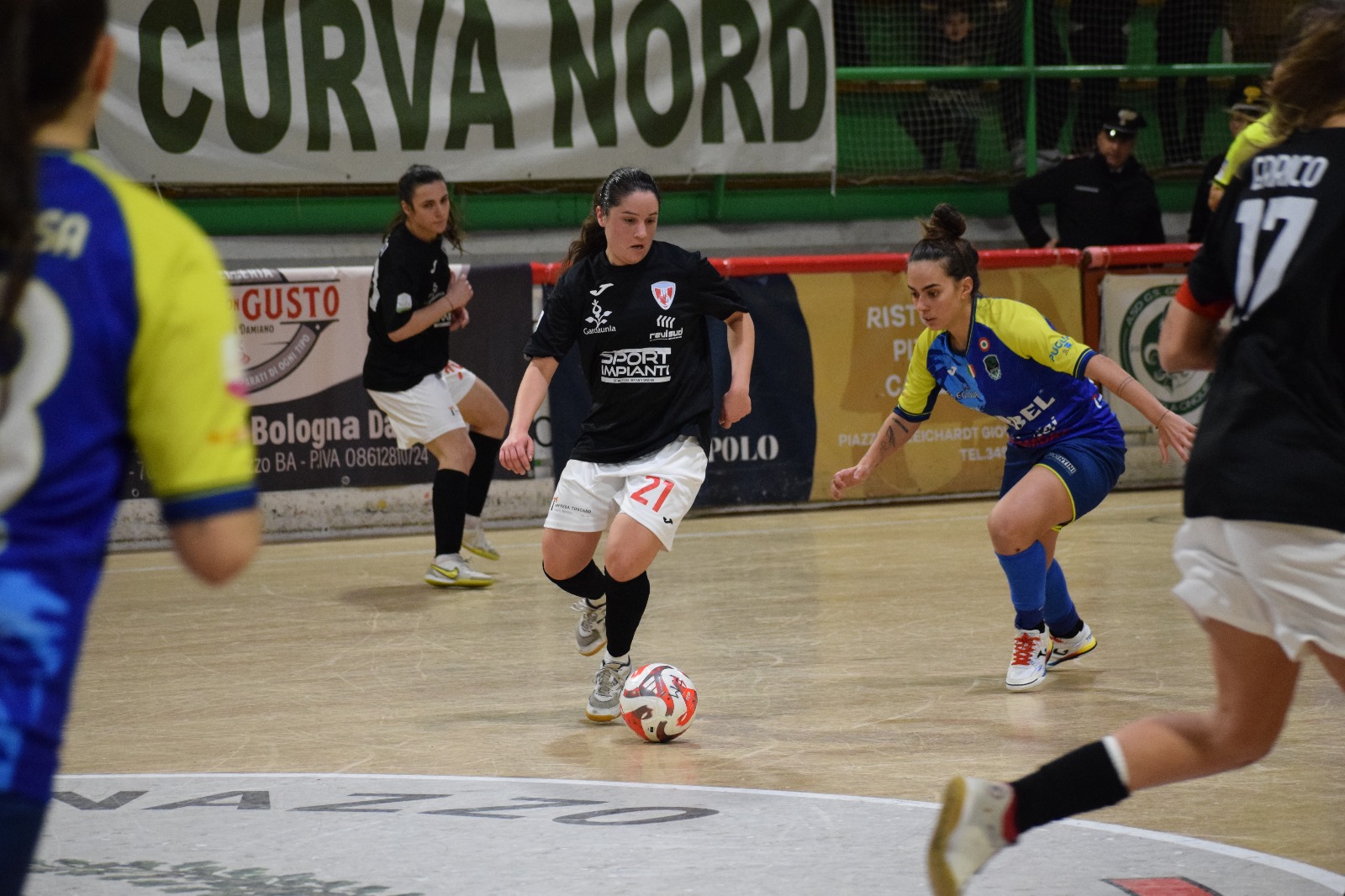 TROPPO BITONTO PER LA FEMMINILE MOLFETTA, AL PALAPANSINI FESTEGGIANO LE NEROVERDI