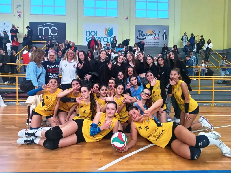 LA CORAZZATA UNDER 14 DELLASDAM PEGASO 93 MOLFETTA  TRAVOLGE LALTAMURA E CONQUISTA IL DIRITTO A DISPUTARE LA FINALE 1/2 POSTO