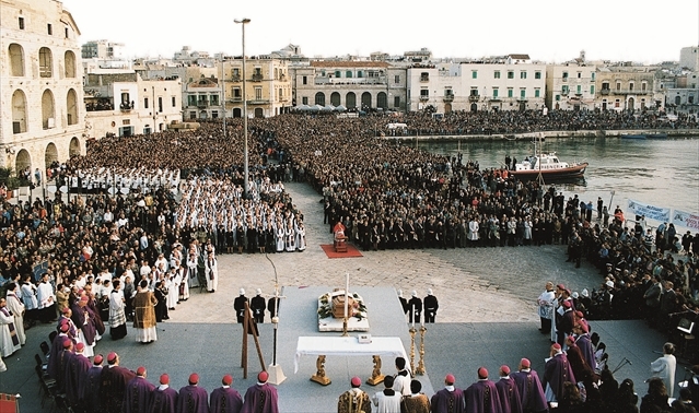 OGGI 20 APRILE, E' IL 32 ANNIVERSARIO DELLA MORTE DEL VENERABILE DON TONINO BELLO