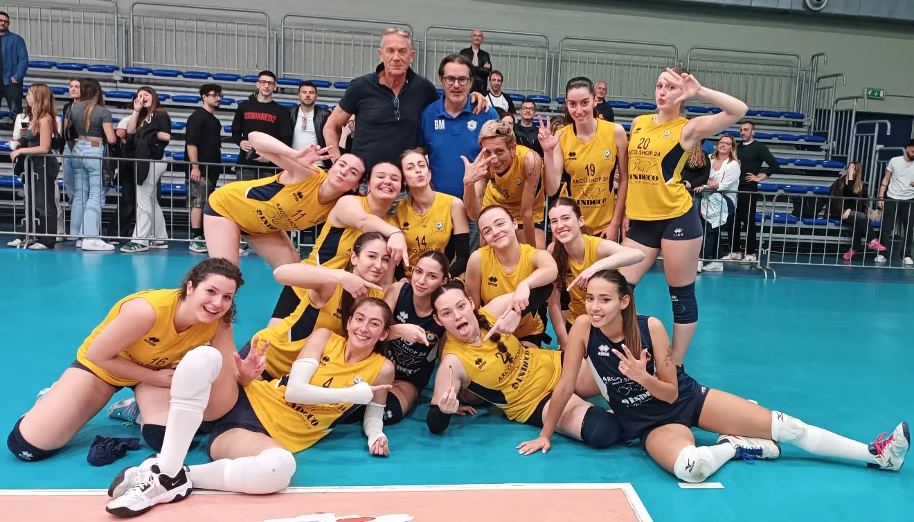 LASDAM PEGASO 93 MOLFETTA PORTA A CASA LA VITTORIA NEL BIG MATCH CONTRO SSD CARBONARA VOLLEY