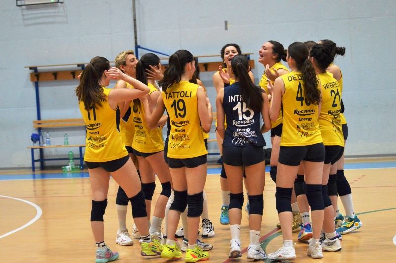 DOMENICA 8 GIUGNO PARTITA DECISIVA PER LASDAM PEGASO 93 MOLFETTA CONTRO SSD CARBONARA VOLLEY PER LA PROMOZIONE DIRETTA IN SERIE C