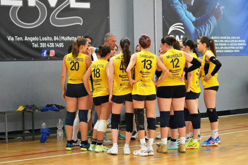 MISTER DOMENICO CARBONARA: SONO VERAMENTE CONTENTO E ORGOGLIOSO DI QUESTA SQUADRA E RINGRAZIO TUTTE LE RAGAZZE