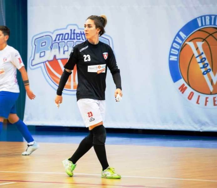 TORNA A VESTIRE LA MAGLIA DELLA FEMMINILE MOLFETTA LAURA SCIANNAMEA