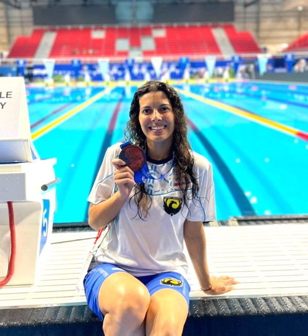 MEDAGLIA DI BRONZO NEGLI 800 METRI STILE LIBERO AI MONDIALI DI NUOTO MASTER  SINGAPORE 2025 PER LA NUOTATRICE MOLFETTESE VENERE ALTAMURA