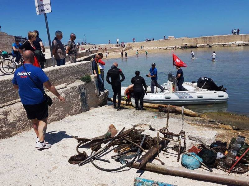 I VOLONTARI DEL NUCLEO SUB DI MOLFETTA PROVVEDERANNO ALLA PULIZIA DEI FONDALI MARINI A CALA SANTANDREA NELLAMBITO DELLEVENTO SPIAGGE E FONDALI PULITI