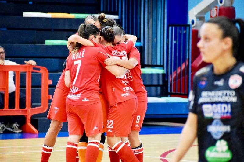 TERMINA IN PARIT, 2-2, IL DERBY TRA FEMMINILE MOLFETTA E SOCCER ALTAMURA