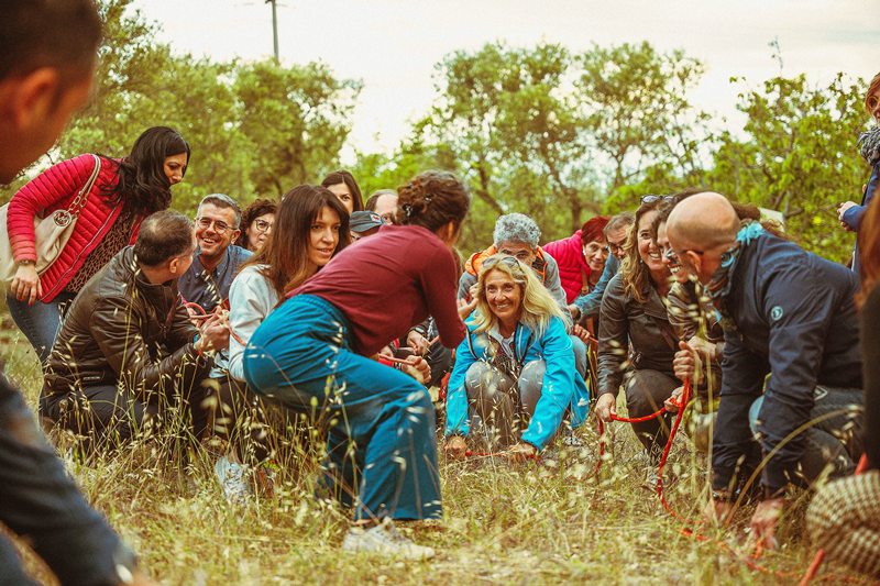 IL COLLETTIVO MAGNITUDO ORGANIZZA A MOLFETTA LEVENTO UP  PERFORMANCE, AMBIENTE E COMUNIT PER RISCOPRIRE IL LEGAME TRA ARTE, ECOLOGIA E PARTECIPAZIONE