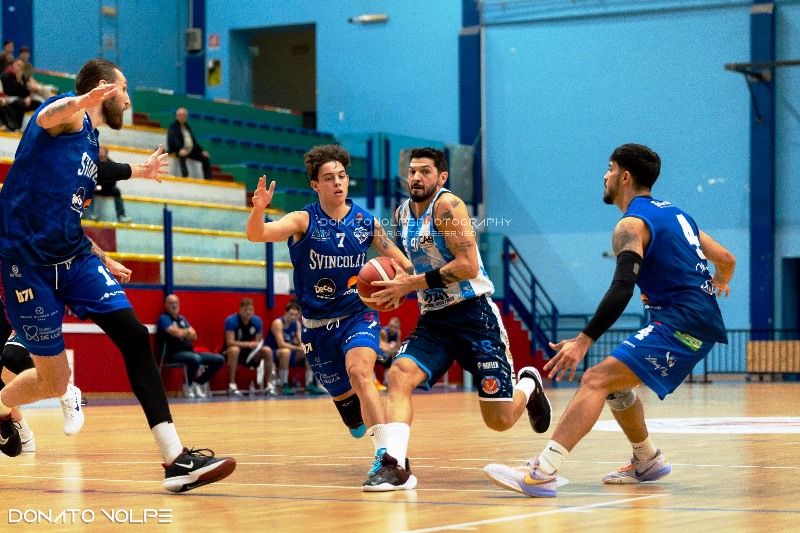 DAI OPTICAL VIRTUS BASKET MOLFETTA CORSARA NEL DERBY CONTRO IL CORATO