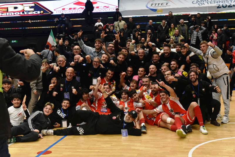 AL VIA LA FASE NAZIONALE DELLA COPPA ITALIA DI SERIE C1 DI CALCIO A 5. IL REAL MOLFETTA SFIDER� IL FUTSAL SENISE