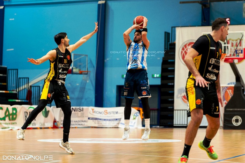 VIRTUS MOLFETTA A CASTELLANETA PER RIPARTIRE: OBIETTIVO RISCATTO CONTRO LA VALENTINO BK