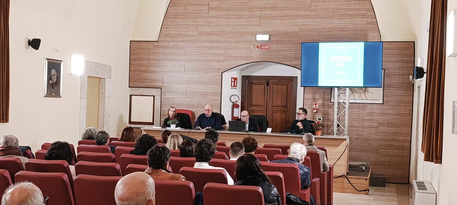 PRESENTATA LA NUOVA GUIDA TURISTICA IN INGLESE DEDICATA ALLA CITTA' DI MOLFETTA