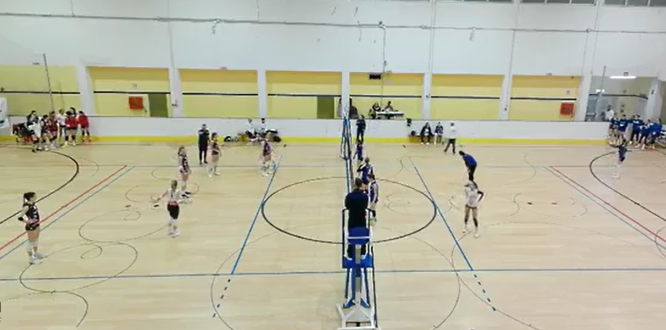 L�ASDAM PEGASO �93 MOLFETTA SFIORA L�IMPRESA CONTRO L�AMATORI VOLLEY BARI. FINISCE 1-3 PER LE BARESI AL TERMINE DI UNA GARA COMBATTUTA