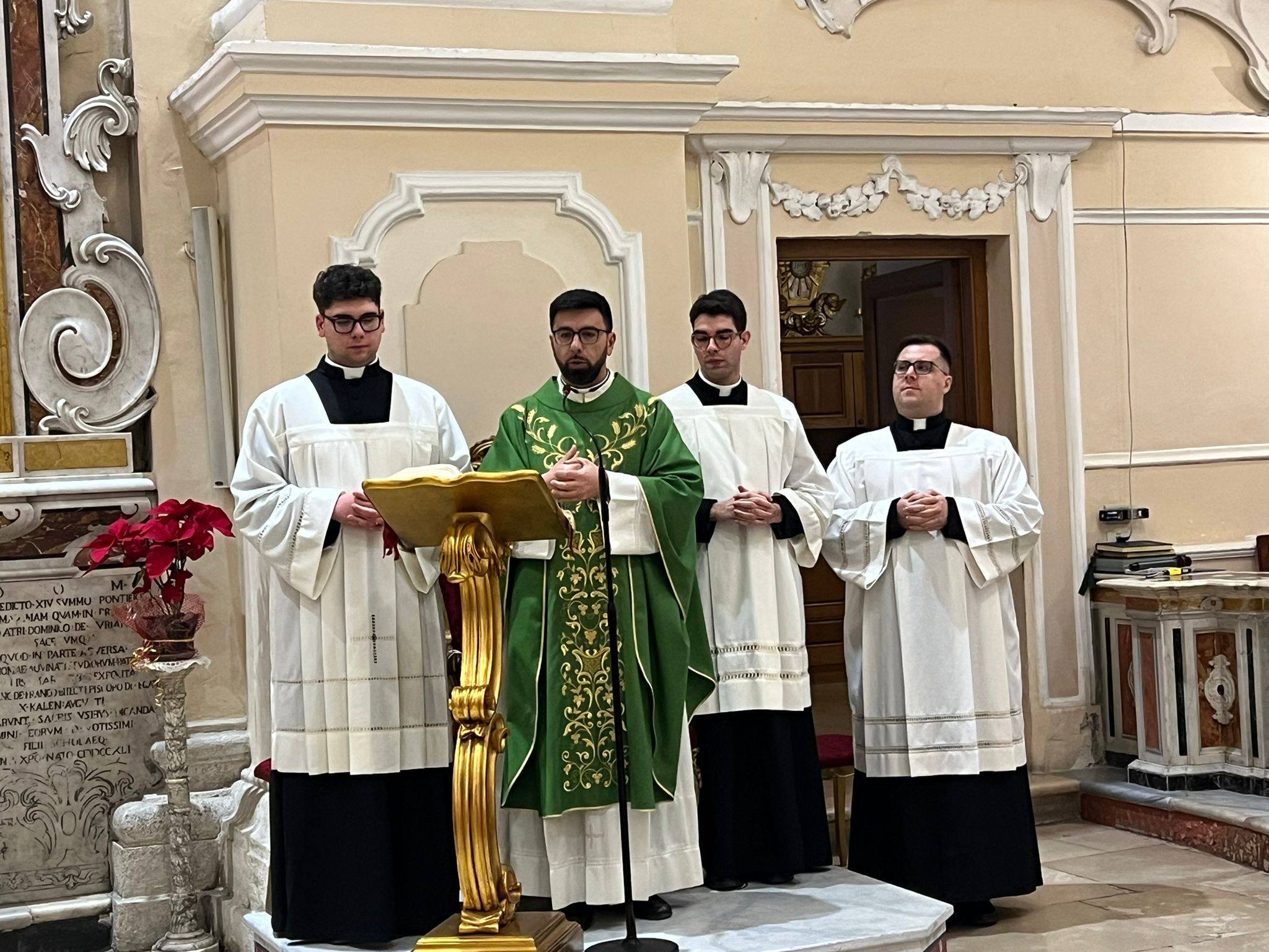 PARROCCHIA SAN DOMENICO A MOLFETTA, MISSIONE GIOVANI: � E� TEMPO DI INCONTRI, DI ASCOLTO E CONDIVISIONI� ... QUESTO L�IMPEGNO DEI TRE SEMINARISTI