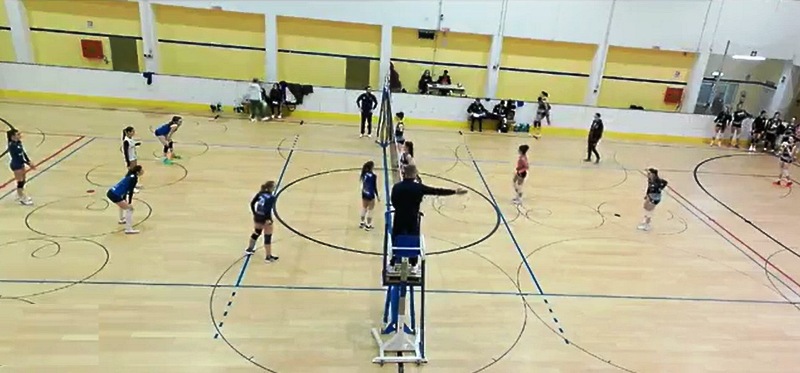 SCONFITTA AL PALAFIORENTINI PER L�ASDAM PEGASO �93 MOLFETTA CONTRO NELLY VOLLEY BARLETTA