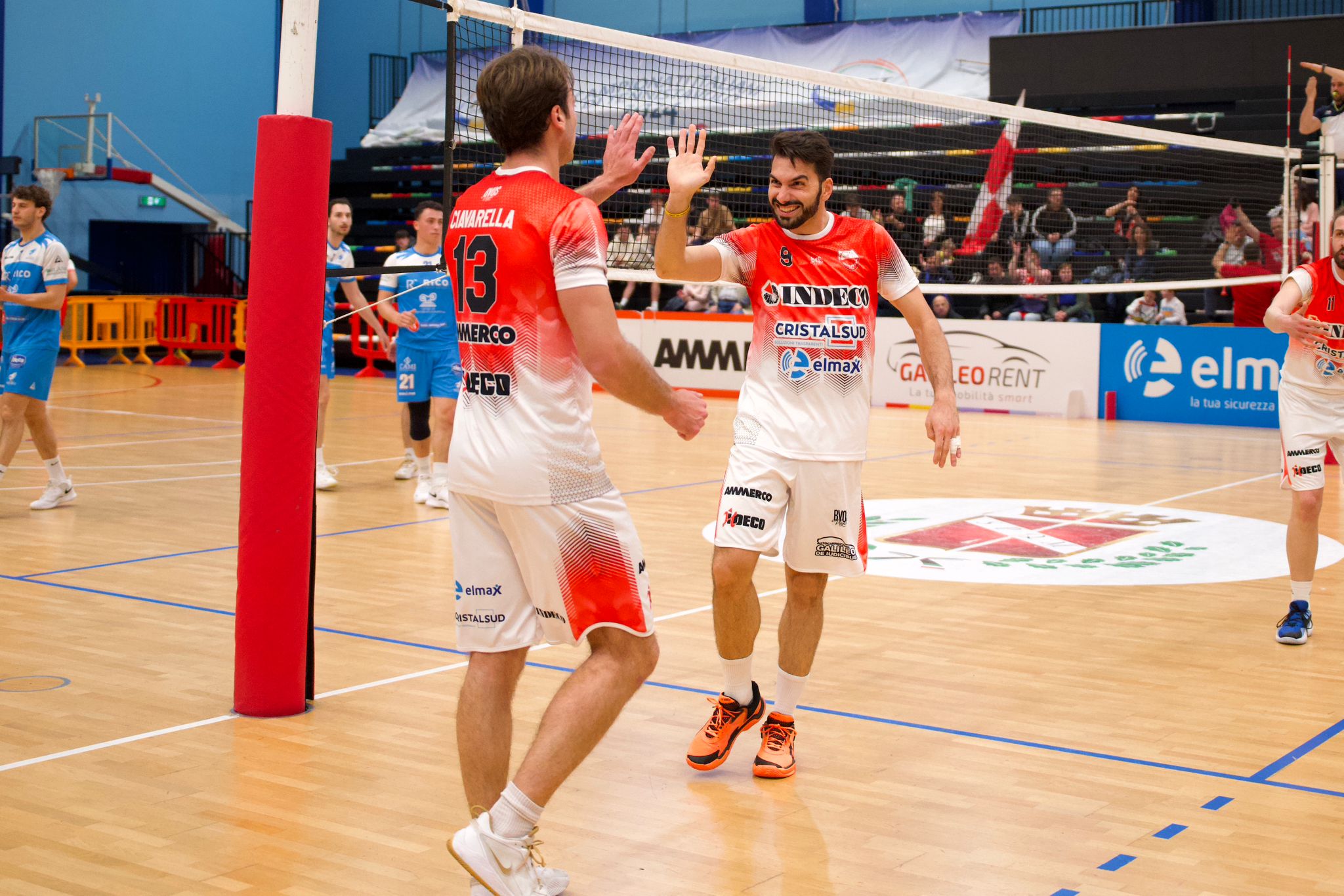 VITTORIA CONTRO MARCIANISE PER L�INDECO MOLFETTA. AL PALAPOLI I BIANCOROSSI SI IMPONGONO PER 3-0