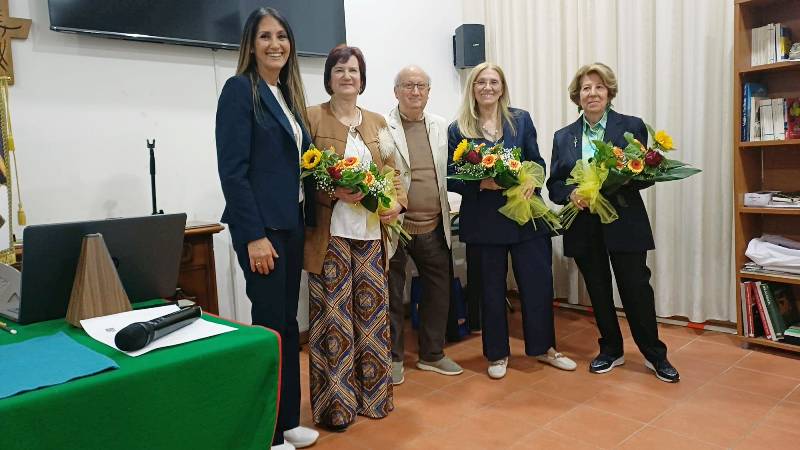 �TUTTO L�AZZURRO DEL MARE�: PRESENTATO PRESSO LA SEDE AMEB IL ROMANZO DI GIOVANNA SGHERZA