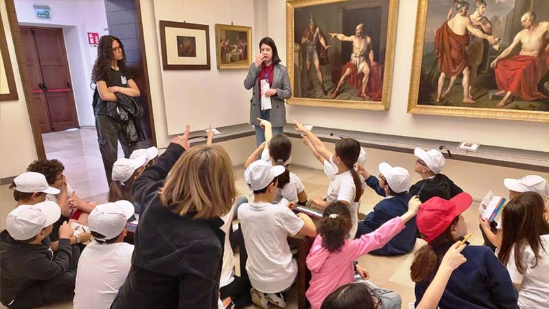 I SEGRETI DI CASA DE NAPOLI CONQUISTANO I PI� PICCOLI