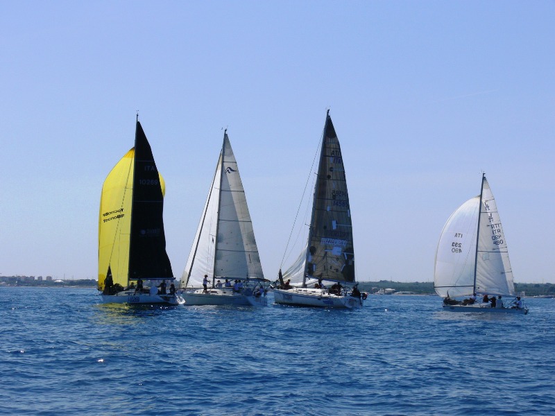 LE ROTTE DEL MEDITERRANEO � MEZZOPIENO CUP 2026: SPORT, EDUCAZIONE AMBIENTALE E PARTECIPAZIONE ANIMANO IL PORTO DI MOLFETTA