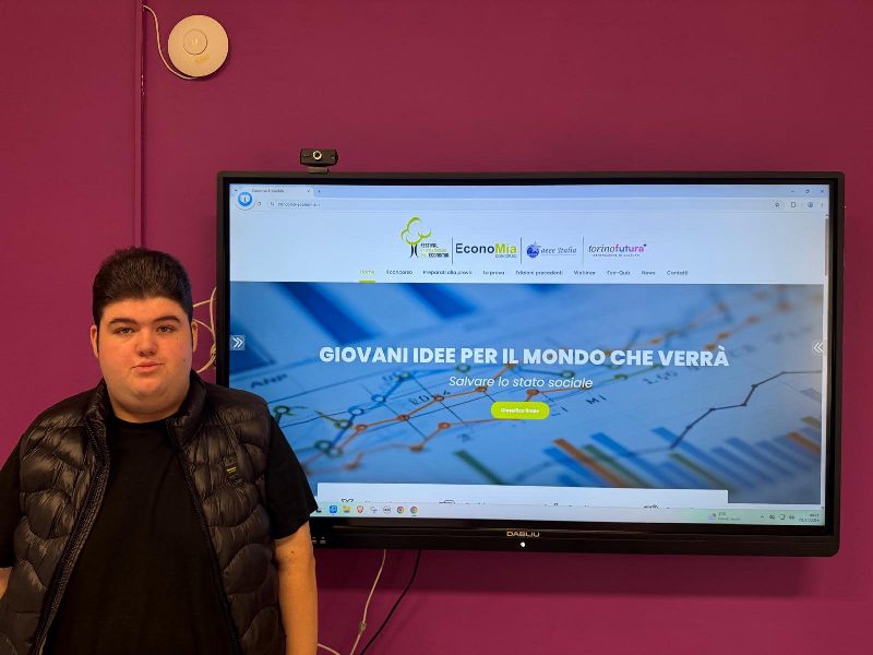 LUCA CONTURSI, STUDENTE DELL'IISS �BELLO � SALVEMINI� DI MOLFETTA, TRA I 20 VINCITORI DEL CONCORSO NAZIONALE �ECONOMIA�