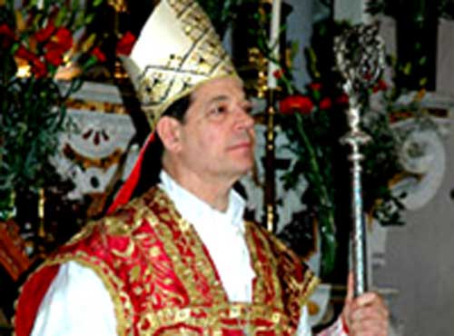 ARRIVA SAN CORRADO CON IL NUOVO PRESIDENTE DEL COMITATO E I TRADIZIONALI FALO