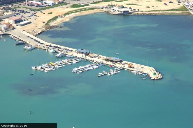 IL MOLO TURISTICO PENNELLO E LE SUE CONDIZIONI DI DEGRADO