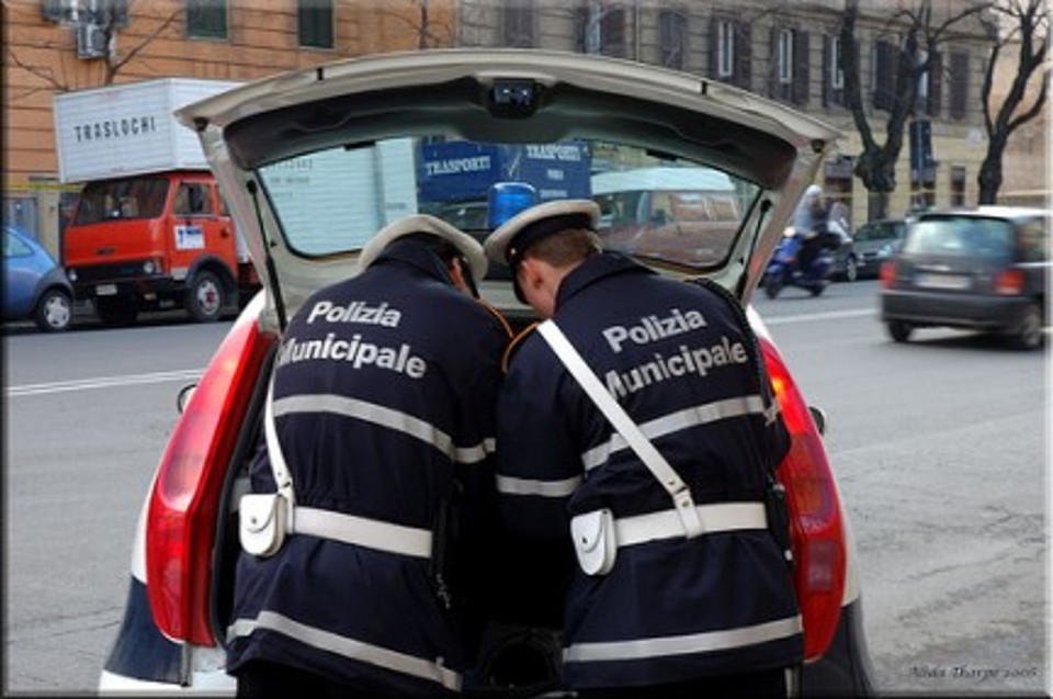 10 POSTI DI AGENTE DI POLIZIA MUNICIPALE A MOLFETTA: DOPO DUE ANNI DALLA PROVA PRESELETTIVA SI TERRANNO LE PROVE SCRITTE