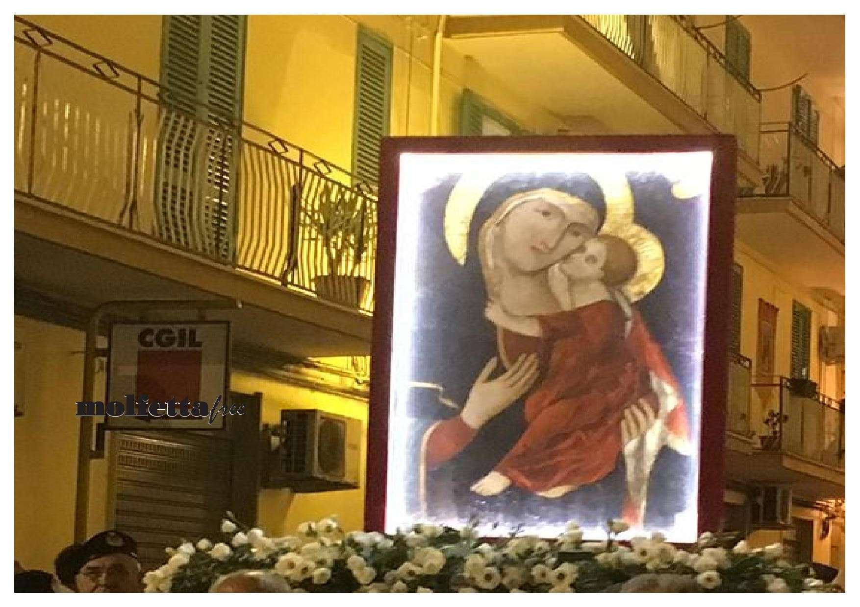 CON LA RIEVOCAZIONE STORICA DELLARRIVO DELLA SACRA ICONA SI APRE LA FESTA DELLA MADONNA DEI MARTIRI