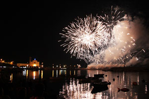 LA FESTA DELLA MADONNA DEI MARTIRI SI CHIUDE DOMENICA 22 SETTEMBRE CON TRE GRANDIOSI SPETTACOLI PIROTECNICI