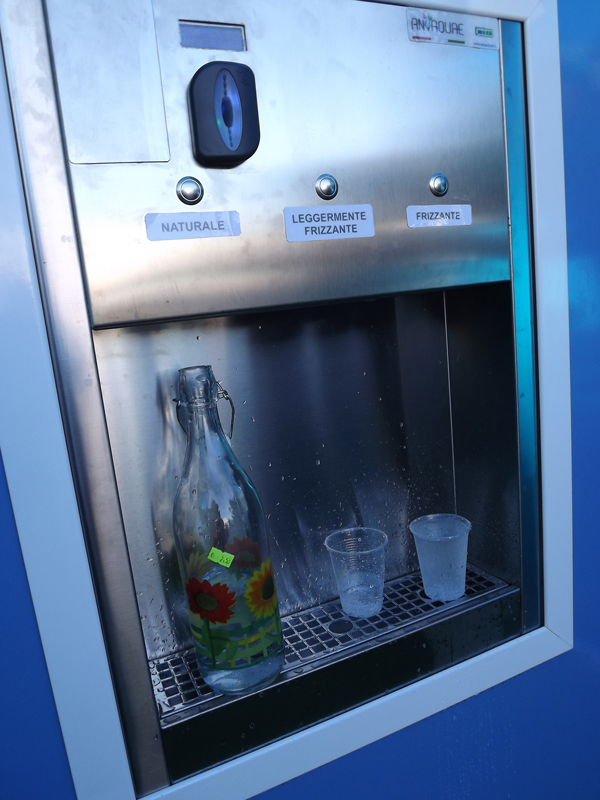IN ARRIVO ALTRI DISTRIBUTORI AUTOMATICI DI ACQUA ALLA SPINA A MOLFETTA