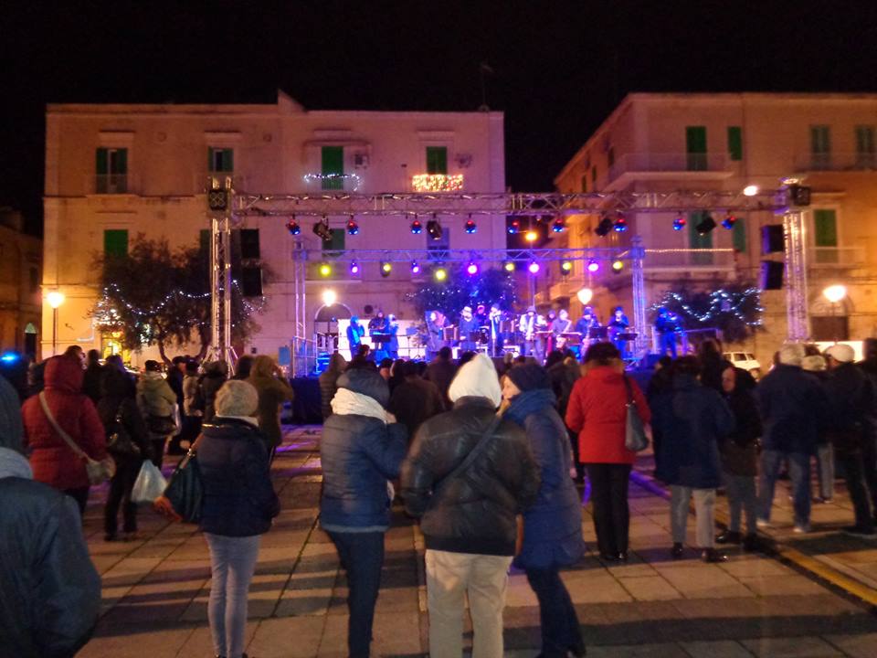 IL 19 DICEMBRE NATALE A PIAZZA PARADISO CON LA FIDAS BAND