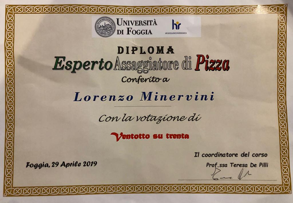 C ANCHE UN MOLFETTESE TRA GLI ESPERTI ASSAGGIATORI DI PIZZA, IL 27ENNE LORENZO MINERVINI