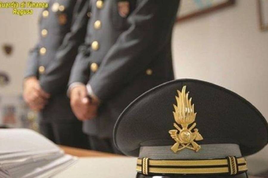 UN ARRESTO DELLA GUARDIA DI FINANZA DELLA COMPAGNIA DI MOLFETTA PER DROGA