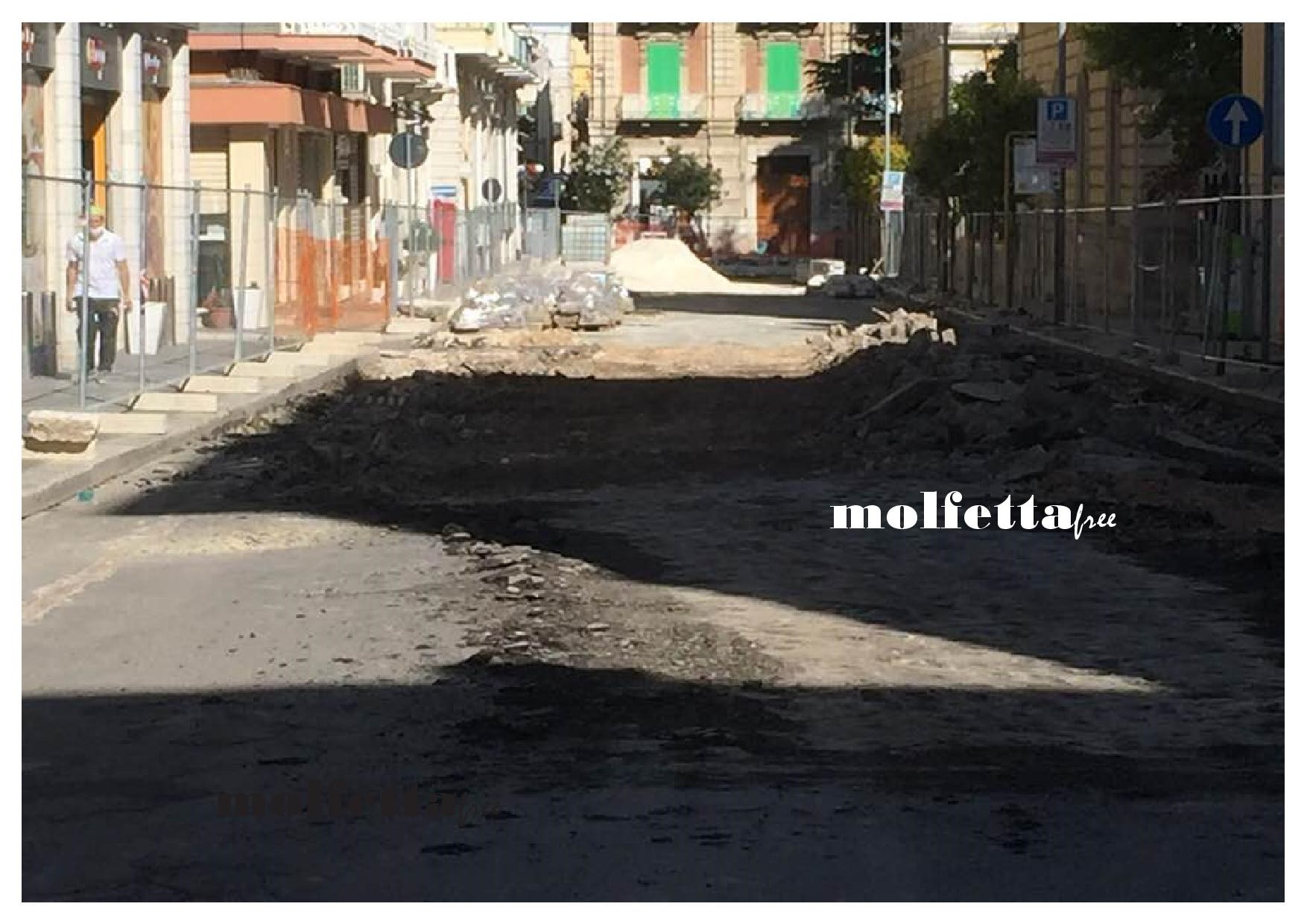 POLEMICHE PER IL BASOLATO DI VIA CAVALLOTTI: MA PERCHE' NON SI RECUPERANO LE VECCHIE BASOLE VULCANICHE?
