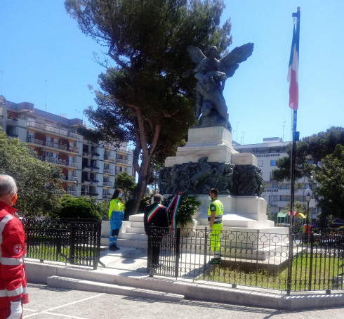 IL 2 GIUGNO FESTA DELLA REPUBBLICA A MOLFETTA CON LA TRADIZIONALE CERIMONIA IN VILLA COMUNALE