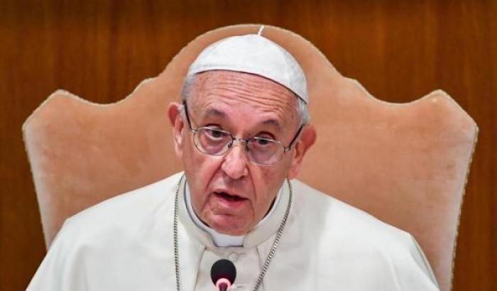 APPELLO DI PAPA FRANCESCO PER UNA CHIESA ACCOGLIENTE DOVE CI SIA POSTO PER TUTTI, ANCHE PER LE PERSONE OMOSESSUALI E TRANSESSUALI