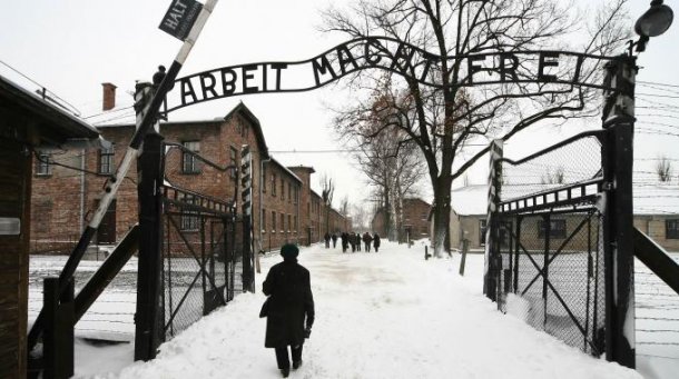 SE QUESTO E' UN UOMO....
Shoah, per non dimenticare