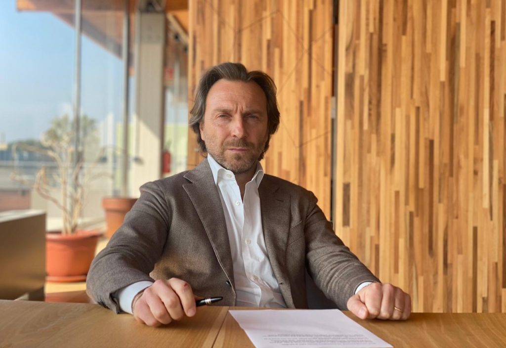 LA POWERHOUSE SMART, LEADER AMERICANA NELLIMMOBILIARE DEL LUSSO, SBARCA IN EUROPA AFFIDANDONDOSI ALLIMPRENDITORE MOLFETTESE GIANBATTISTA GAUDIO