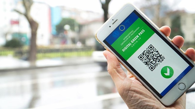 GREEN PASS COVID, ITALIA E UE: COME SI OTTIENE, A COSA SERVE