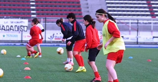 LA MOLFETTA CALCIO FEMMINILE ALLA RICERCA DI GIOVANI ATLETE CHE VOGLIONO INTRAPRENDERE LO SPORT DEL CALCIO
