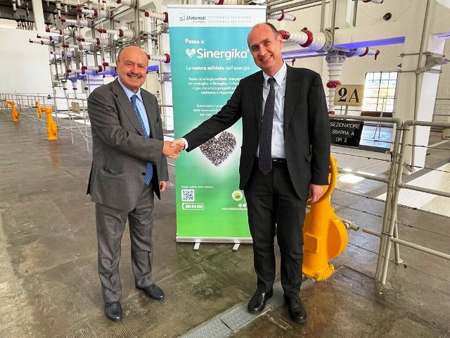 DOLOMITI ENERGIA E LA FONDAZIONE LEGA DEL FILO DORO ONLUS ANCORA INSIEME PER SOSTENERE IL PROGETTO EMOZIONI DI LUCE DEDICATO ALLE PERSONE SORDOCIECHE