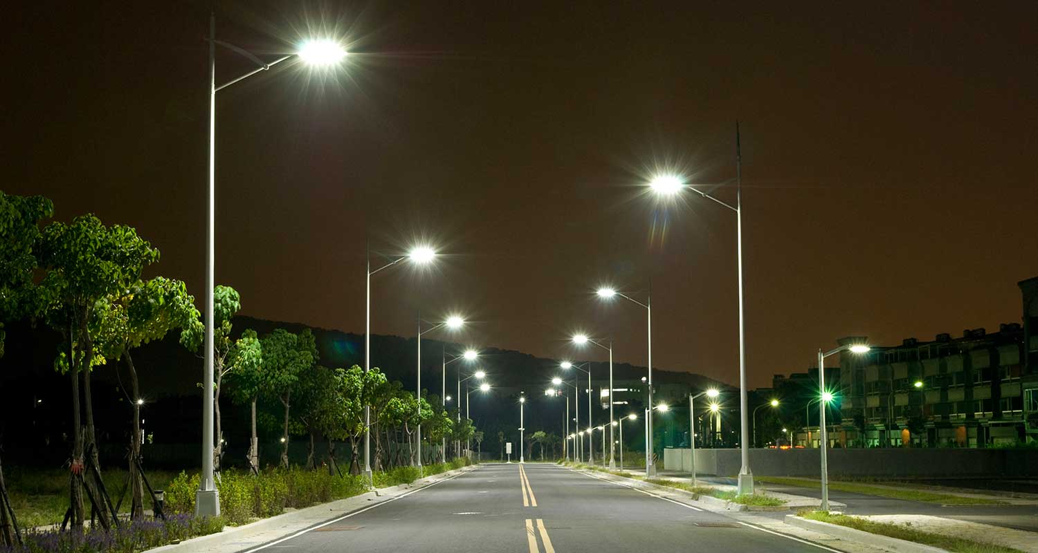 IL PROGETTO DI RISTRUTTURAZIONE DELLA PUBBLICA ILLUMINAZIONE SI E' FERMATO....